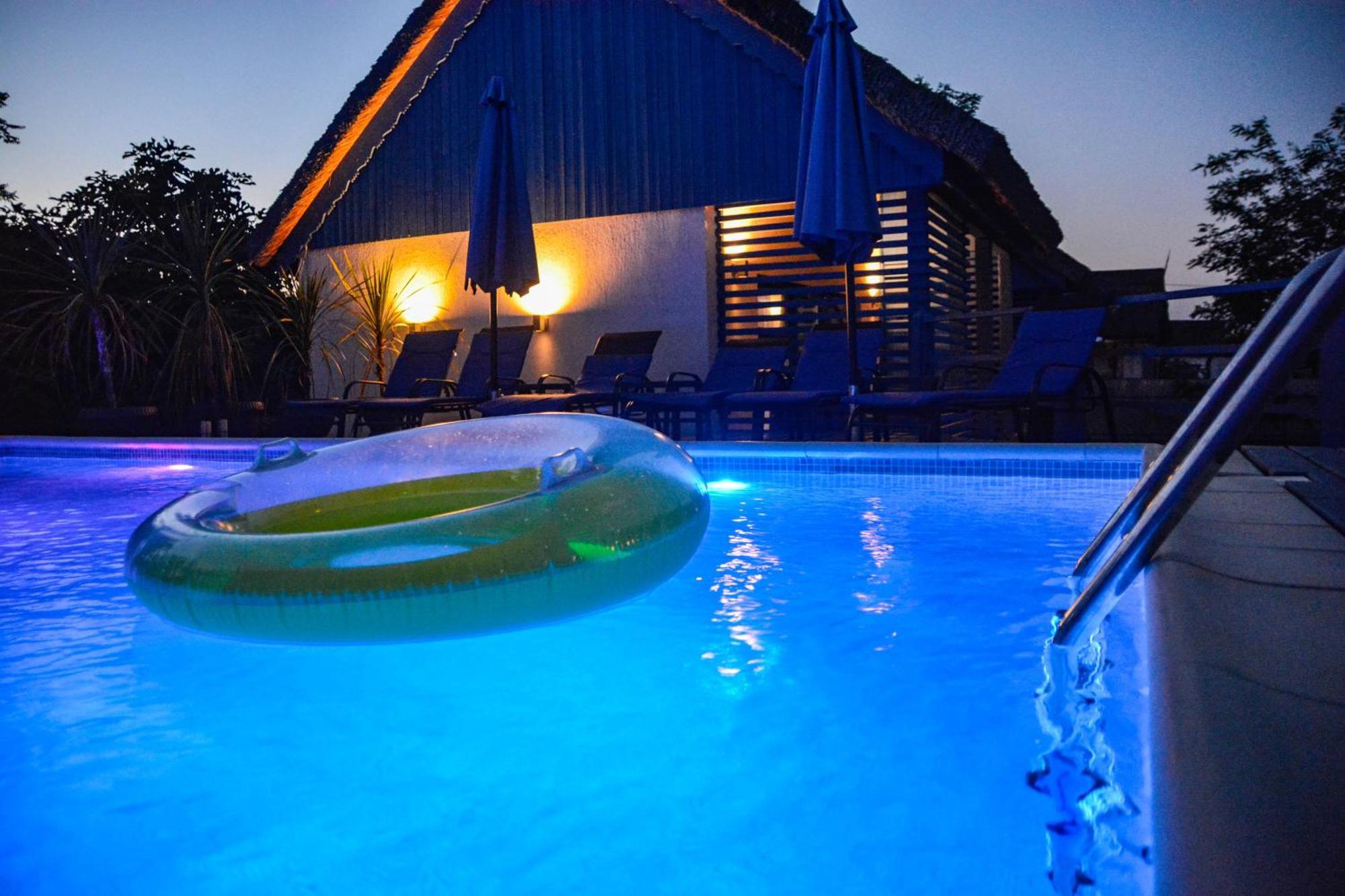 Déjà Blue - ADULT ONLY Hotel Sfântu Gheorghe Exterior foto